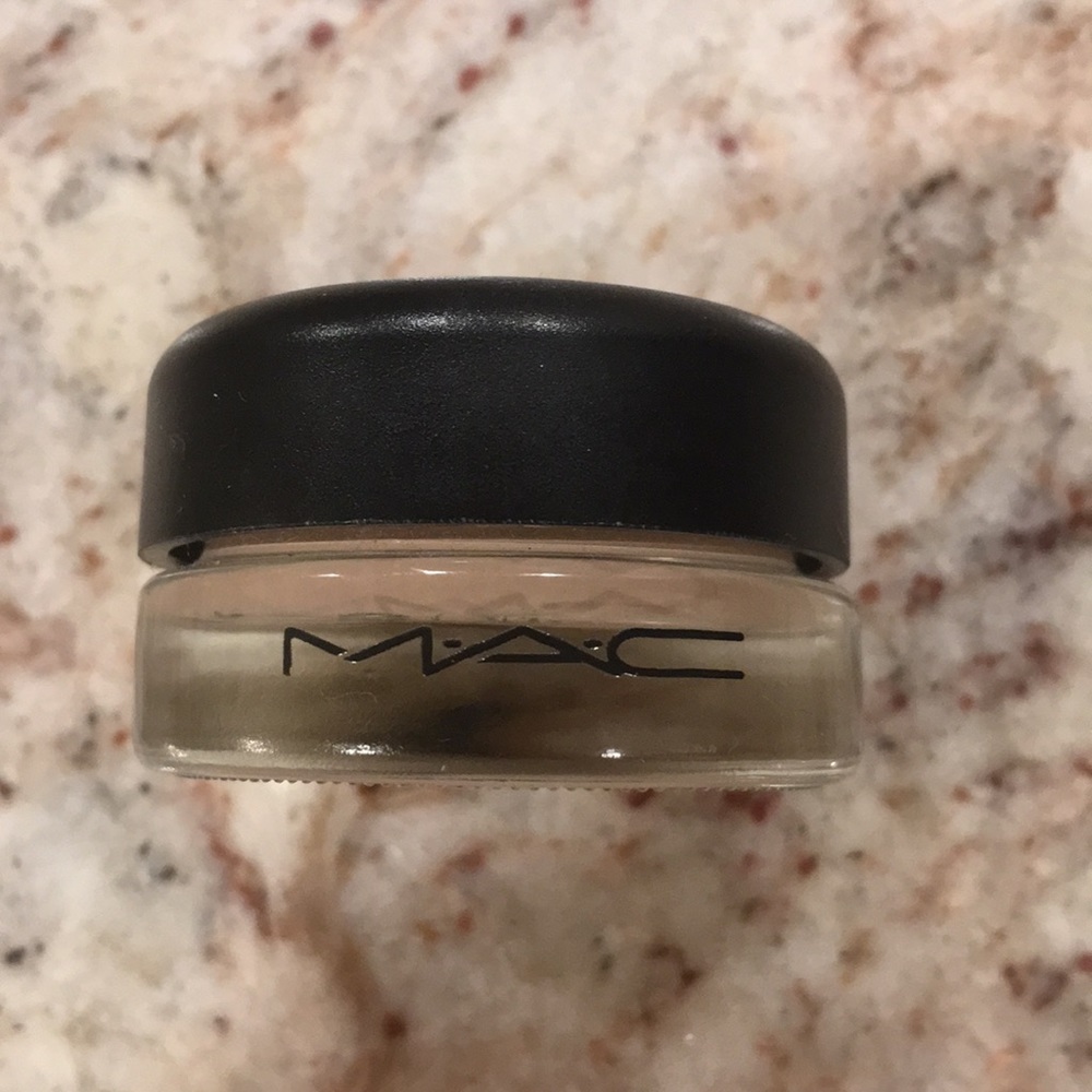 Mac paint pot - painterly